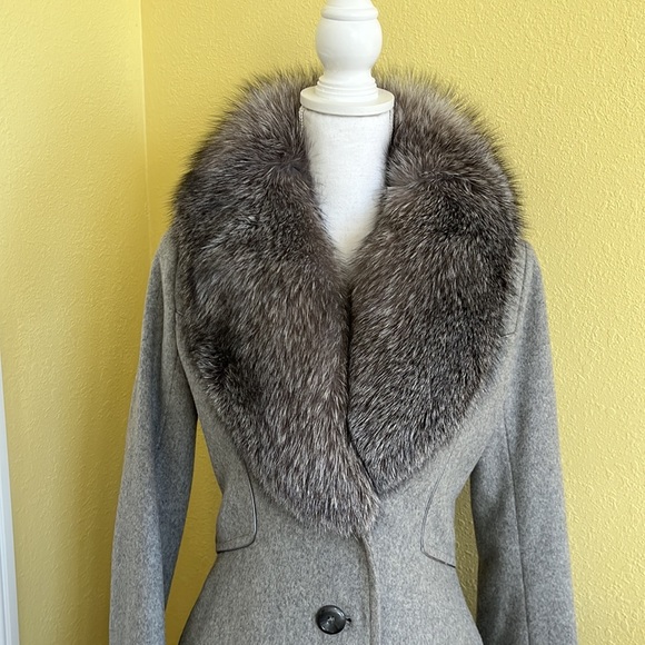 Antonio Melani long gray winter coat size 2 - Picture 2 of 16